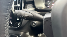 Volvo Xc40 2.0 B4P R DESIGN Pro 5dr Auto [7 speed] Petrol Estate